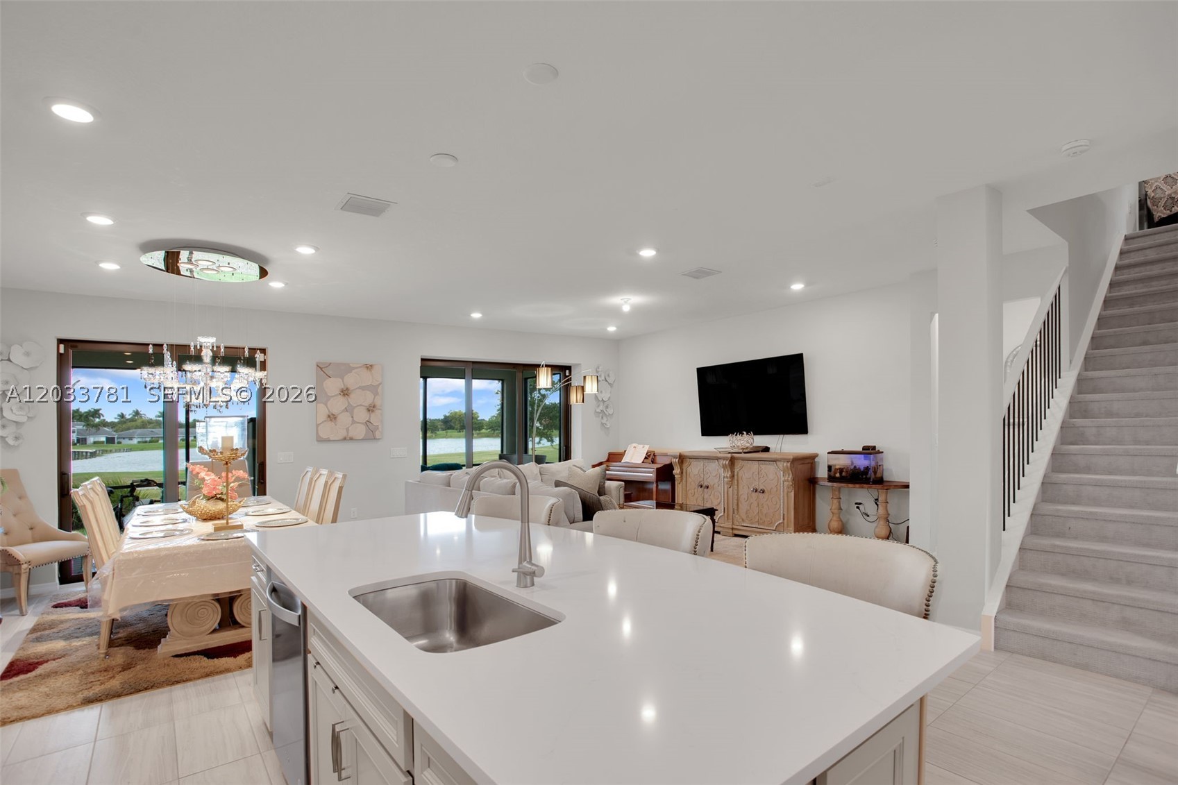 7700 NW 84th Ln, Tamarac FL 33321