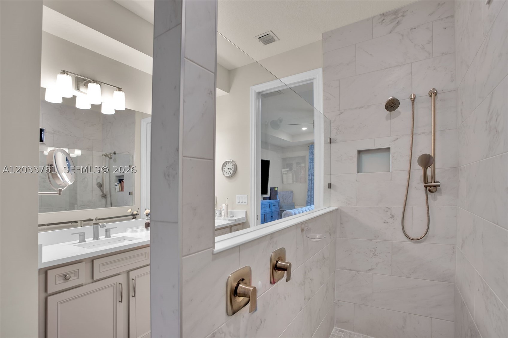 7700 NW 84th Ln, Tamarac FL 33321