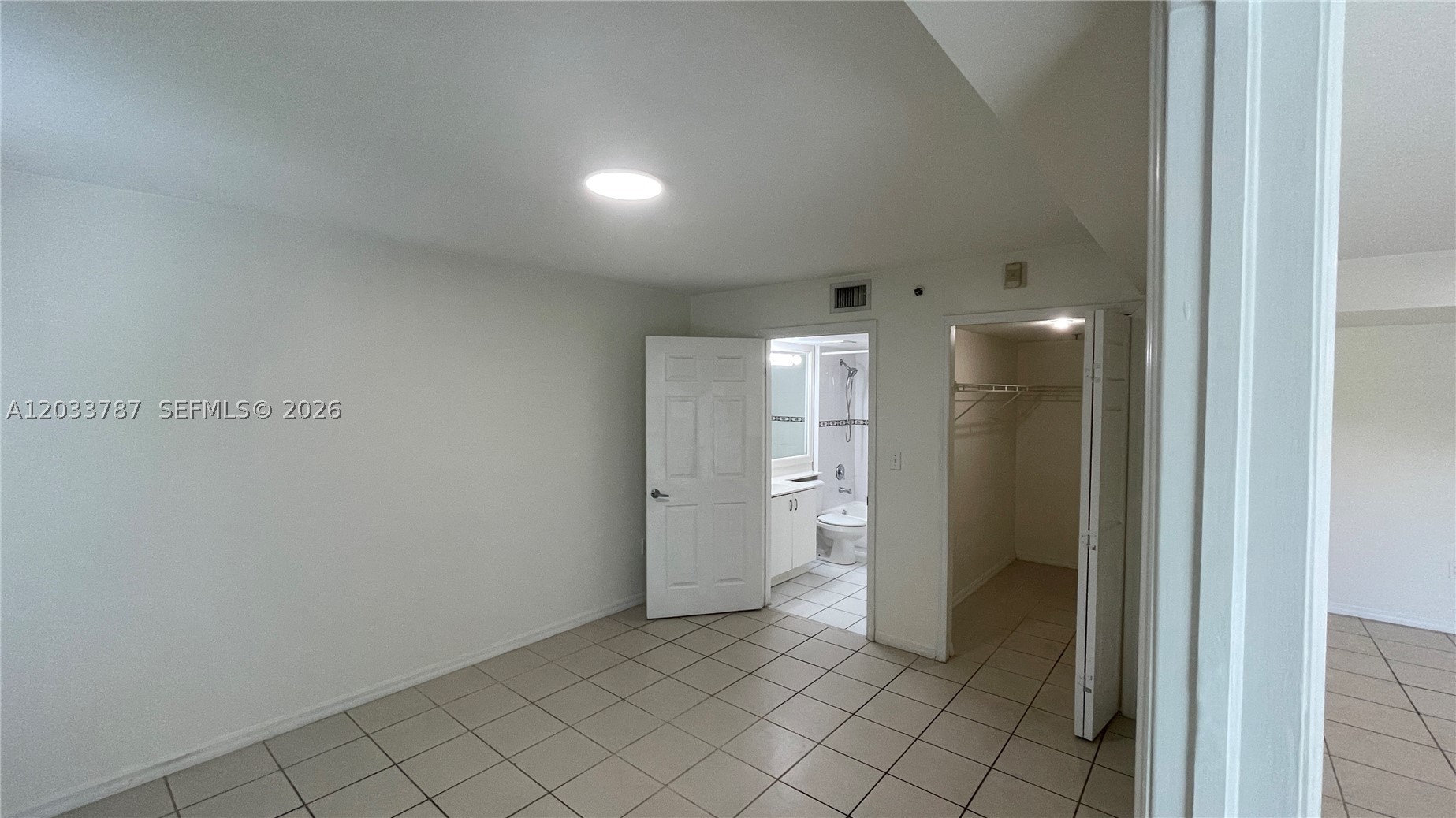 2475 NW 16th St Rd #309, Miami FL 33125