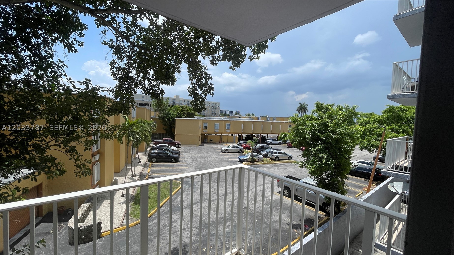 2475 NW 16th St Rd #309, Miami FL 33125