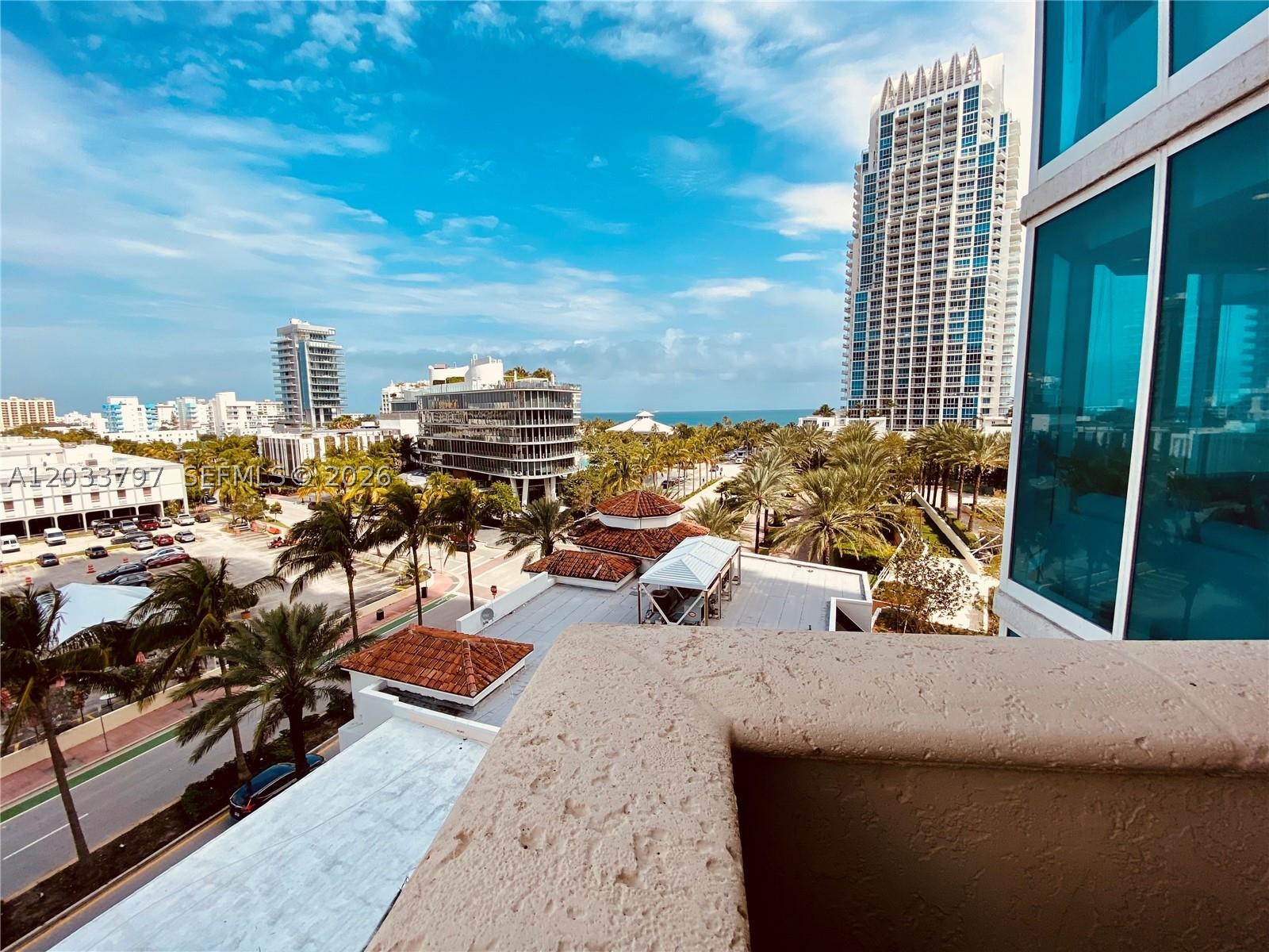 300 S Pointe Dr #705, Miami Beach FL 33139