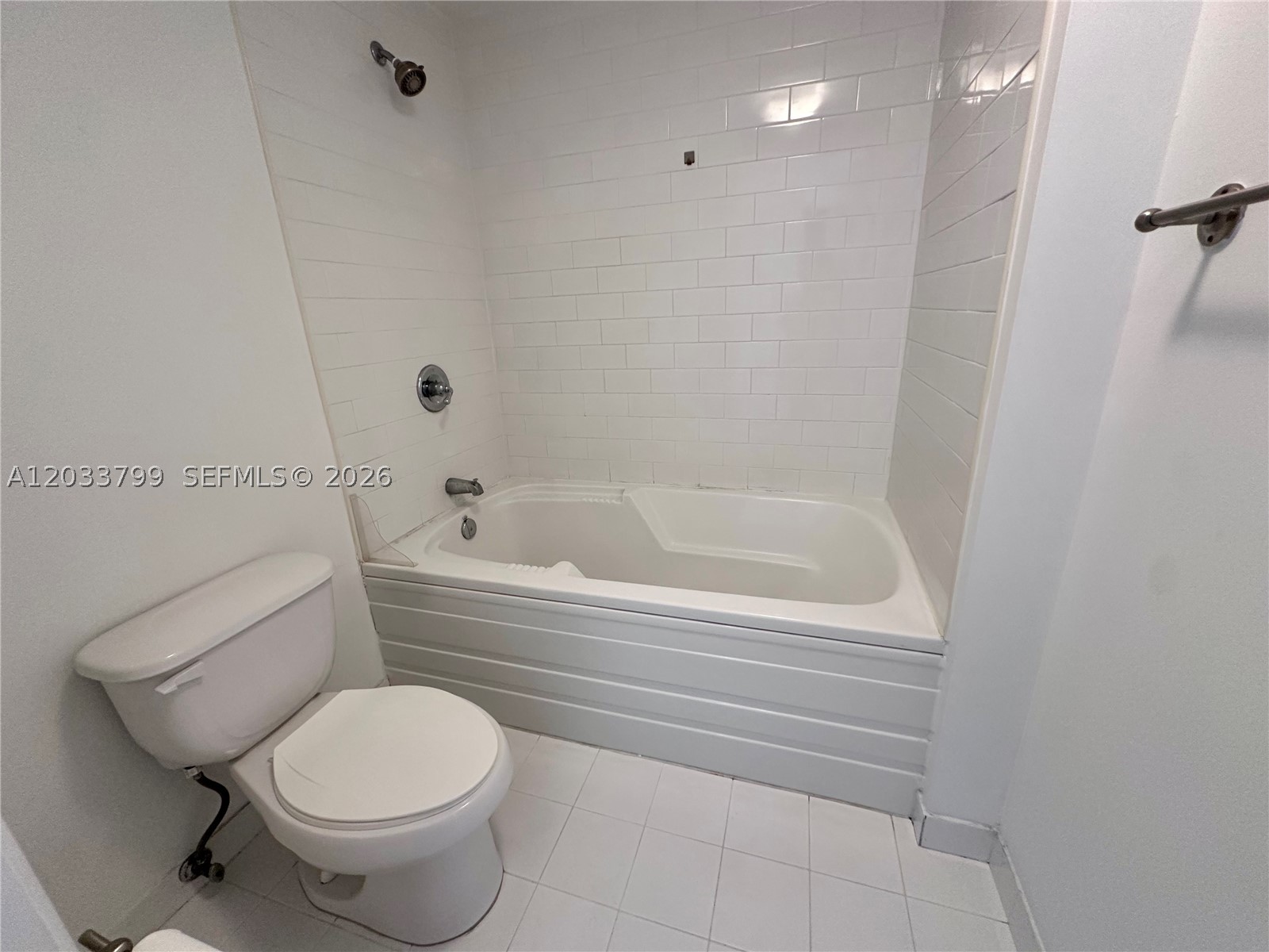 690 SW 1st Ct #1213, Miami FL 33130
