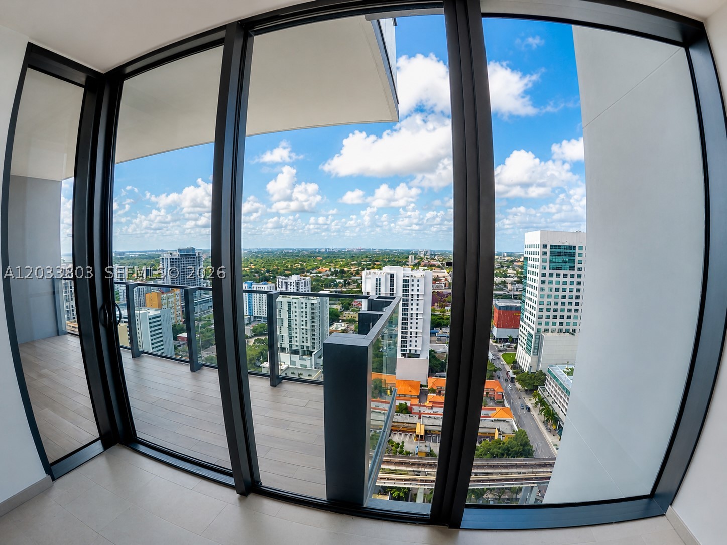 88 SW 7th St #2206, Miami FL 33130