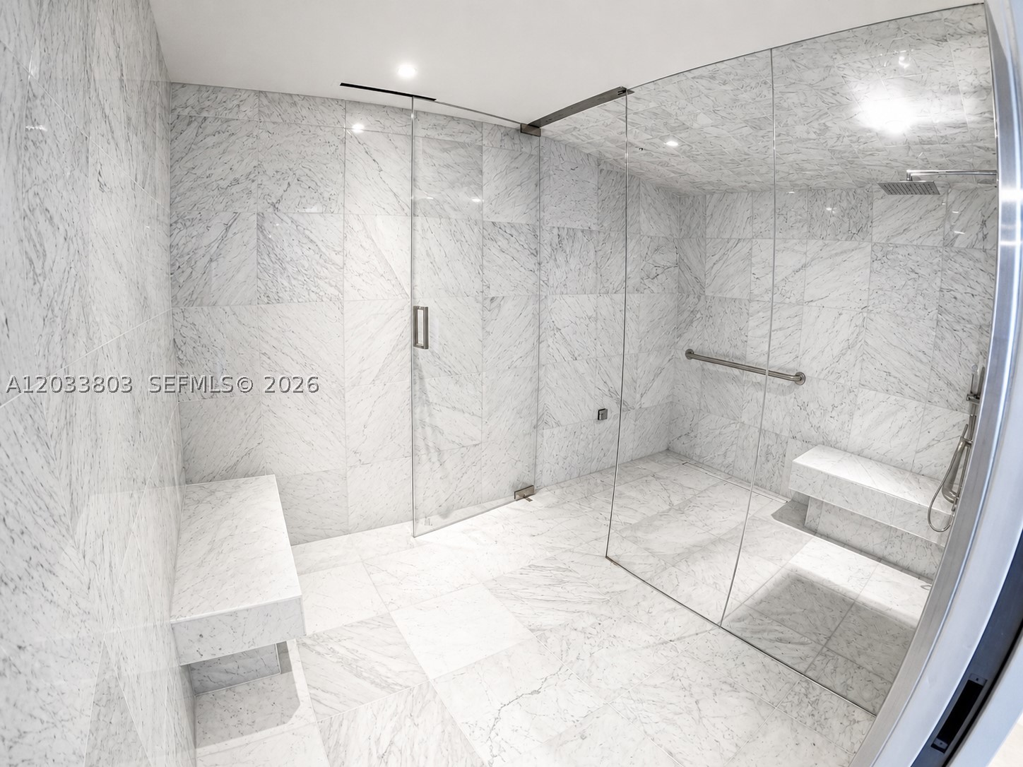 88 SW 7th St #2206, Miami FL 33130