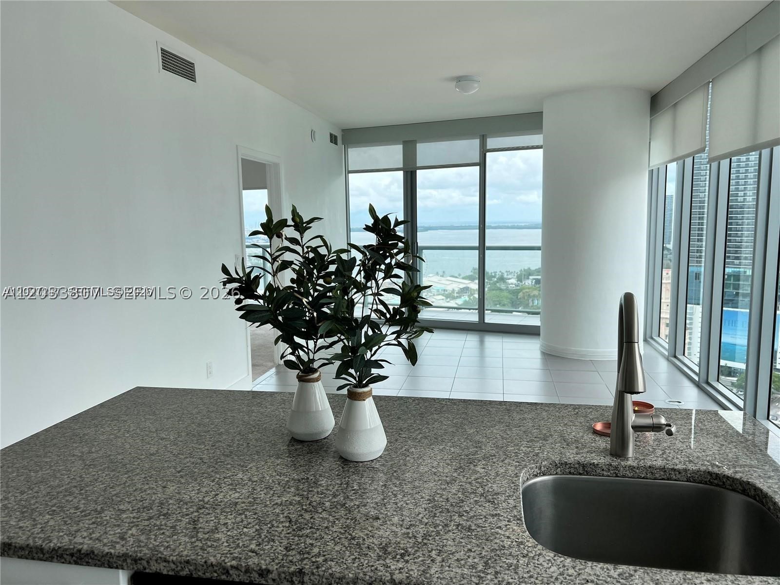 888 Biscayne Blvd #3001, Miami FL 33132
