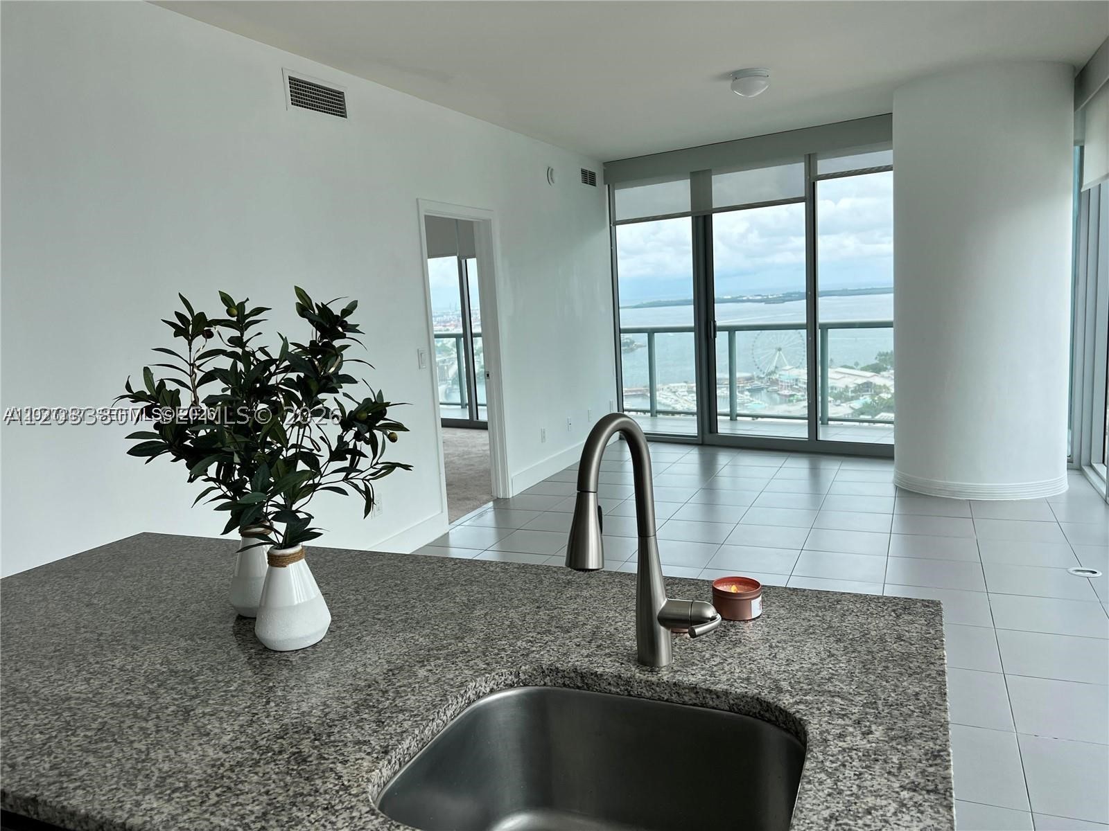 888 Biscayne Blvd #3001, Miami FL 33132