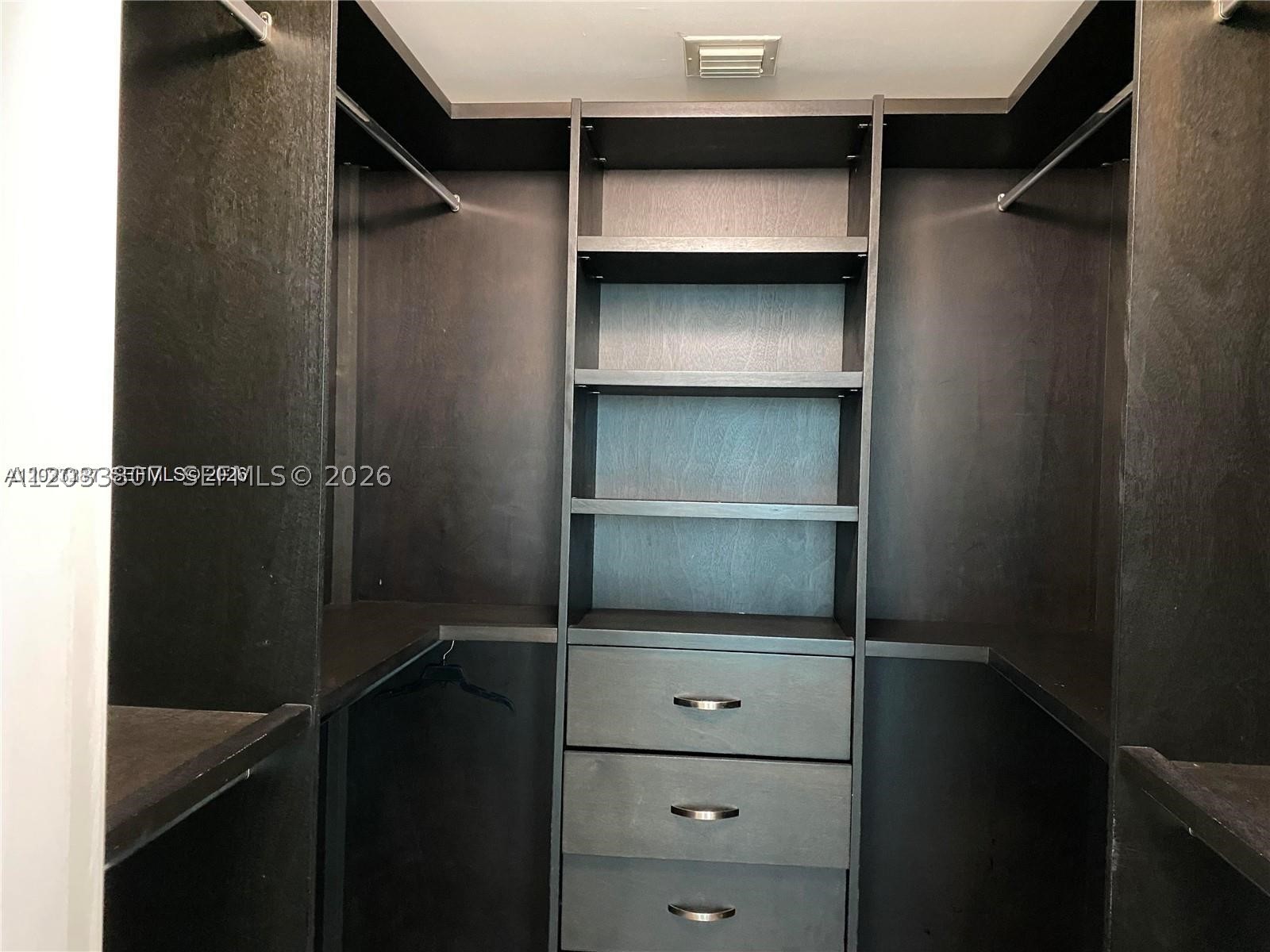 888 Biscayne Blvd #3001, Miami FL 33132