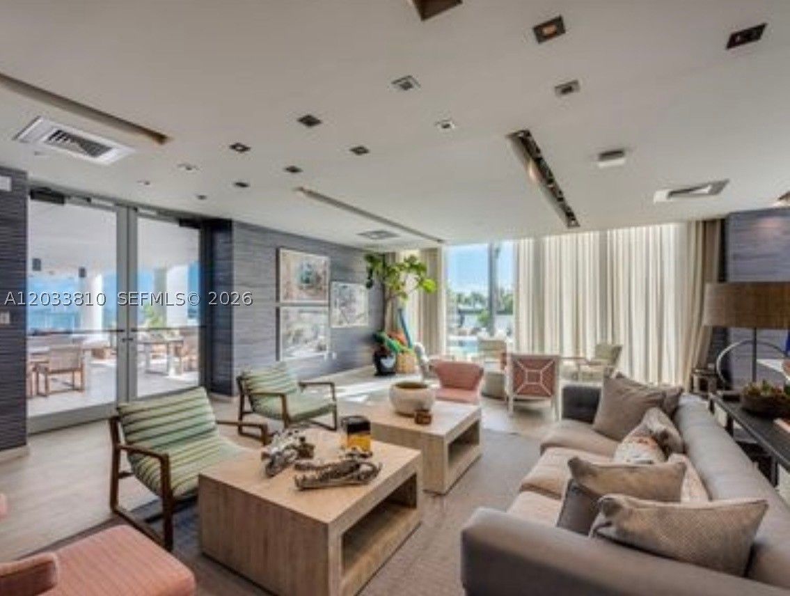 2900 NE 7th Ave #2908, Miami FL 33137