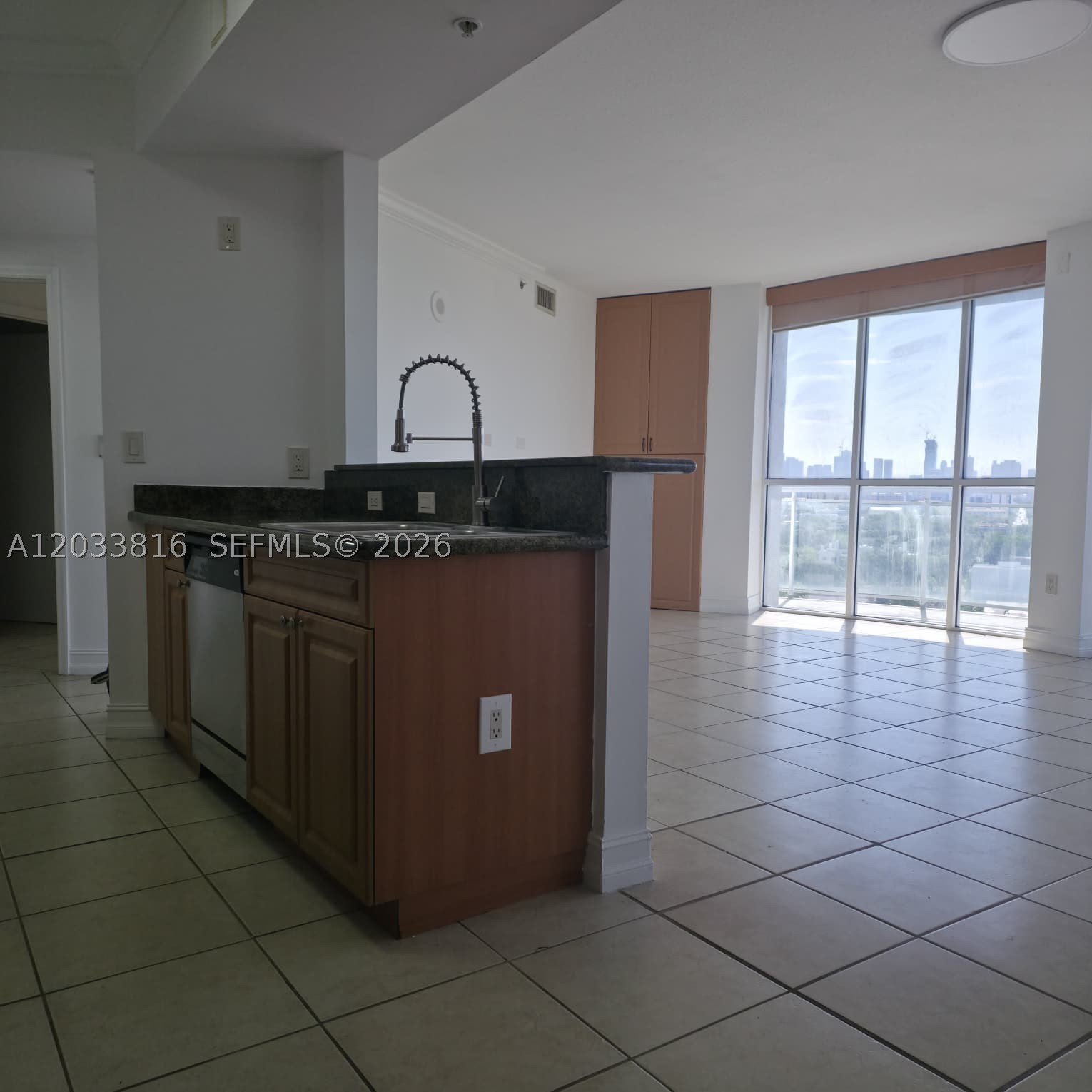 1 Glen Royal Pkwy #1202, Miami FL 33125