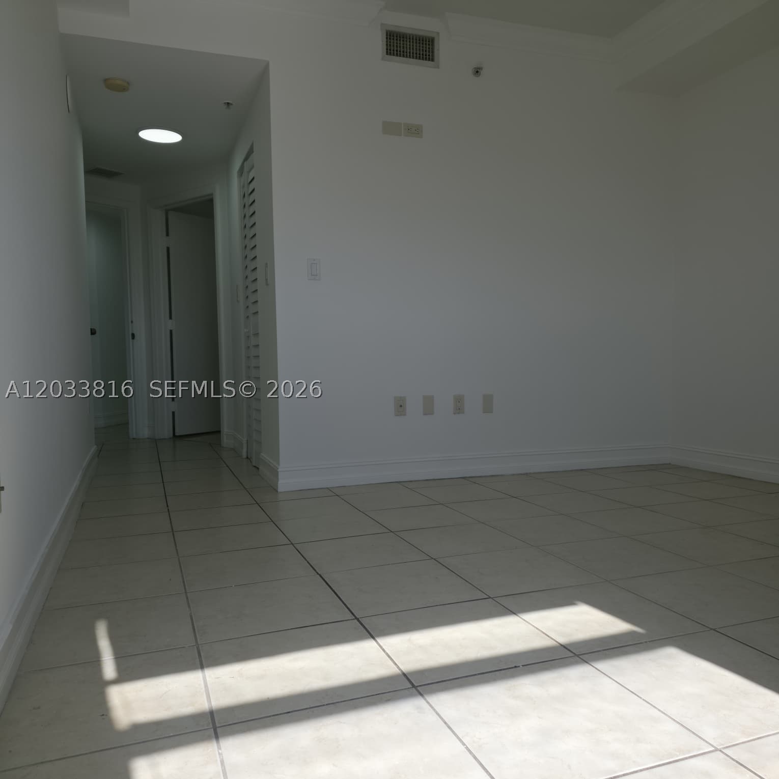 1 Glen Royal Pkwy #1202, Miami FL 33125