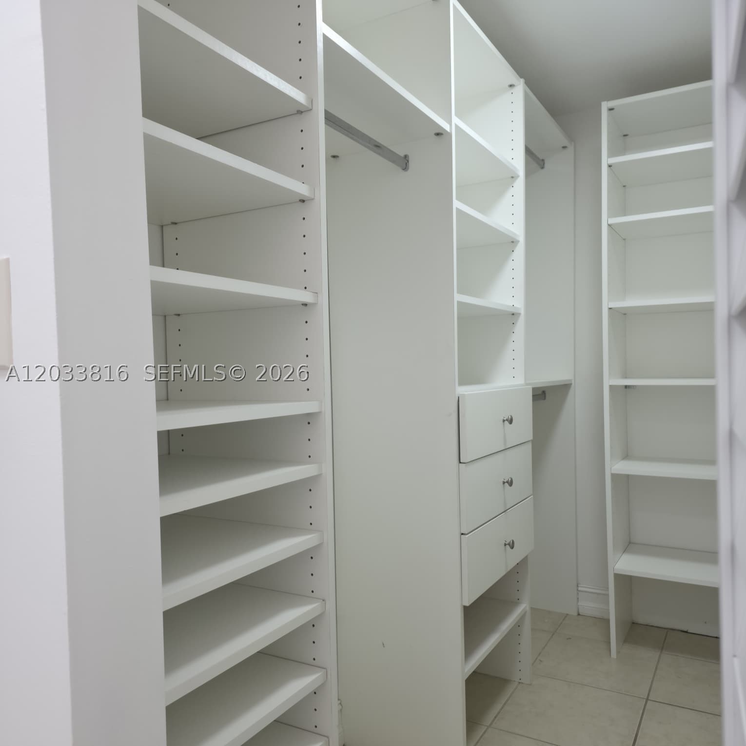 1 Glen Royal Pkwy #1202, Miami FL 33125