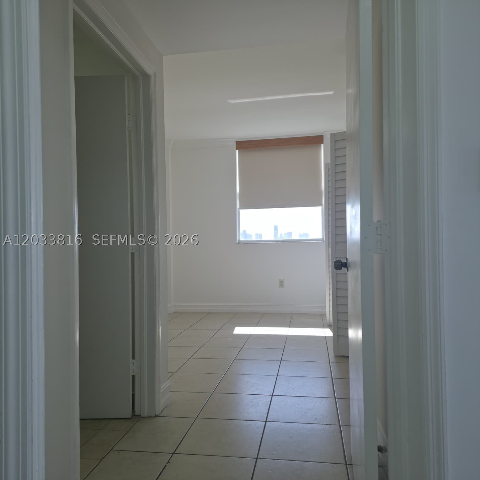 1 Glen Royal Pkwy #1202, Miami FL 33125