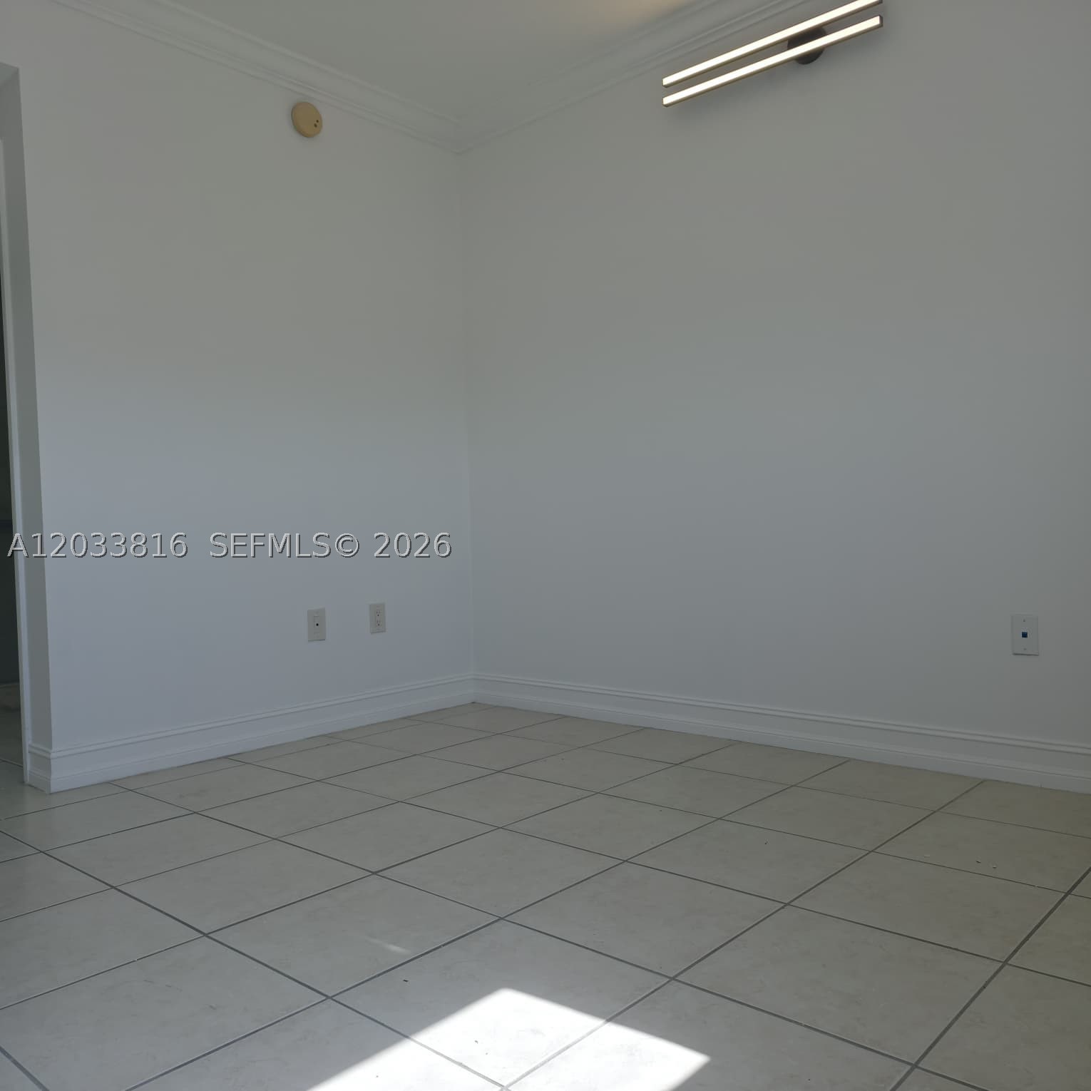 1 Glen Royal Pkwy #1202, Miami FL 33125