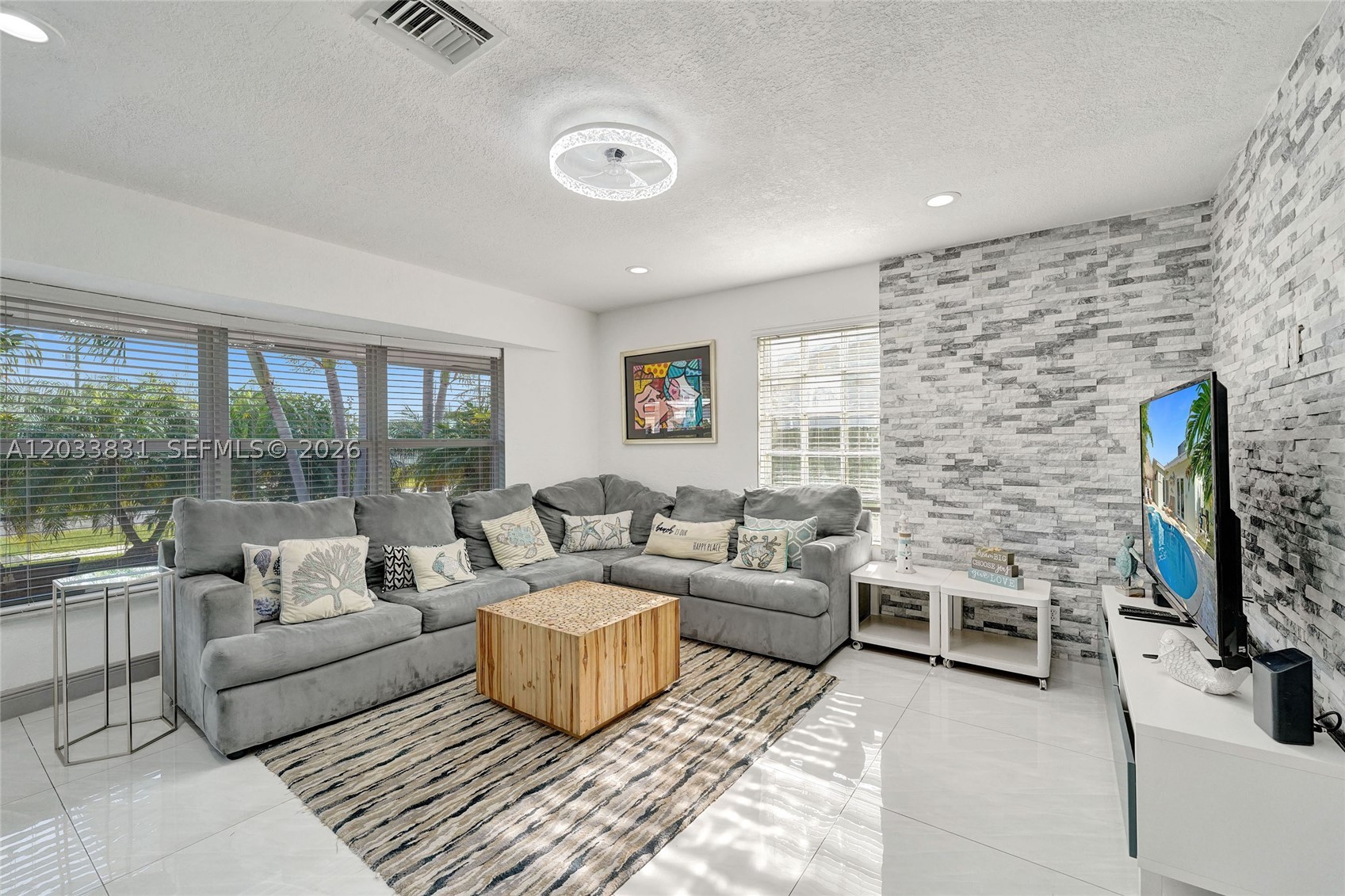 218 SE 4th st #0, Dania Beach FL 33004