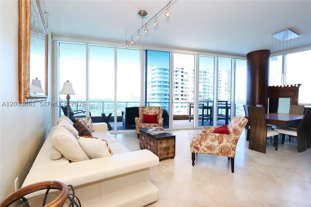 100 S Pointe Dr #601, Miami Beach FL 33139