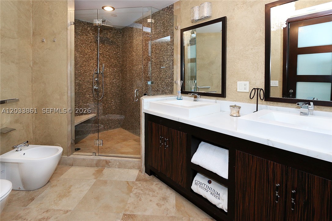 100 S Pointe Dr #601, Miami Beach FL 33139