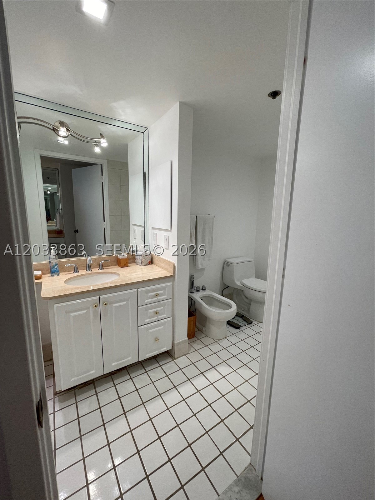 251 Crandon Blvd #338, Key Biscayne FL 33149