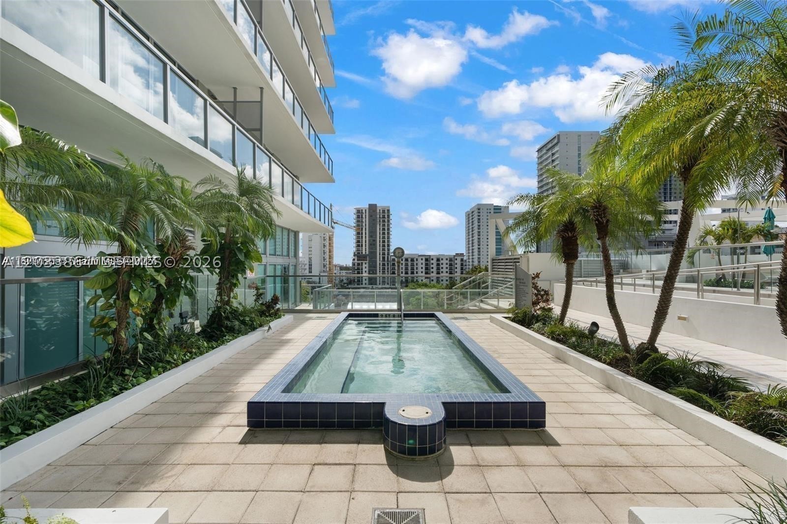 79 SW 12th St #2204-S, Miami FL 33130