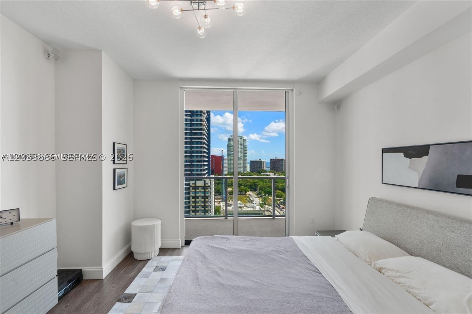 79 SW 12th St #2204-S, Miami FL 33130