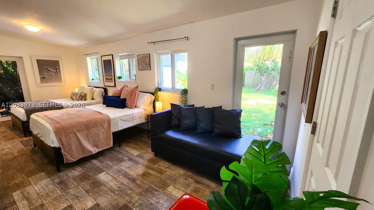 11 NW 47th Ter, Miami FL 33127