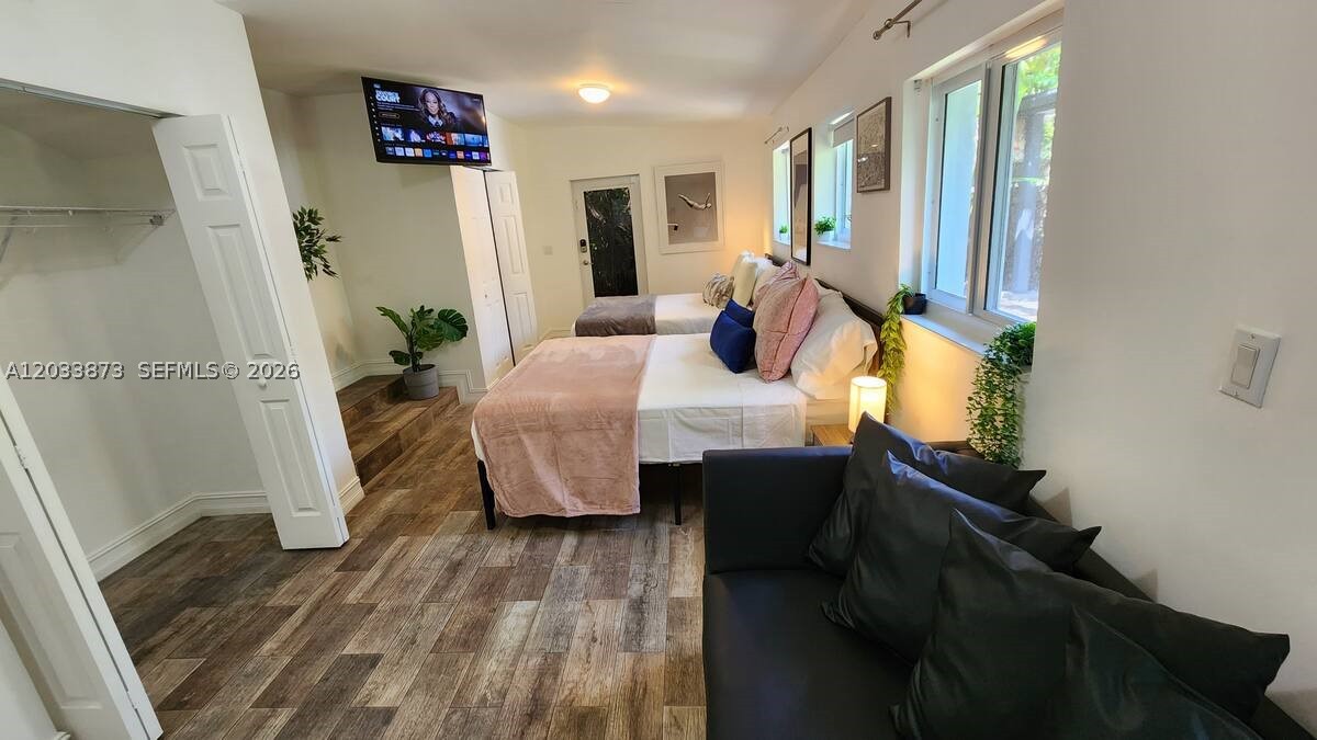 11 NW 47th Ter, Miami FL 33127