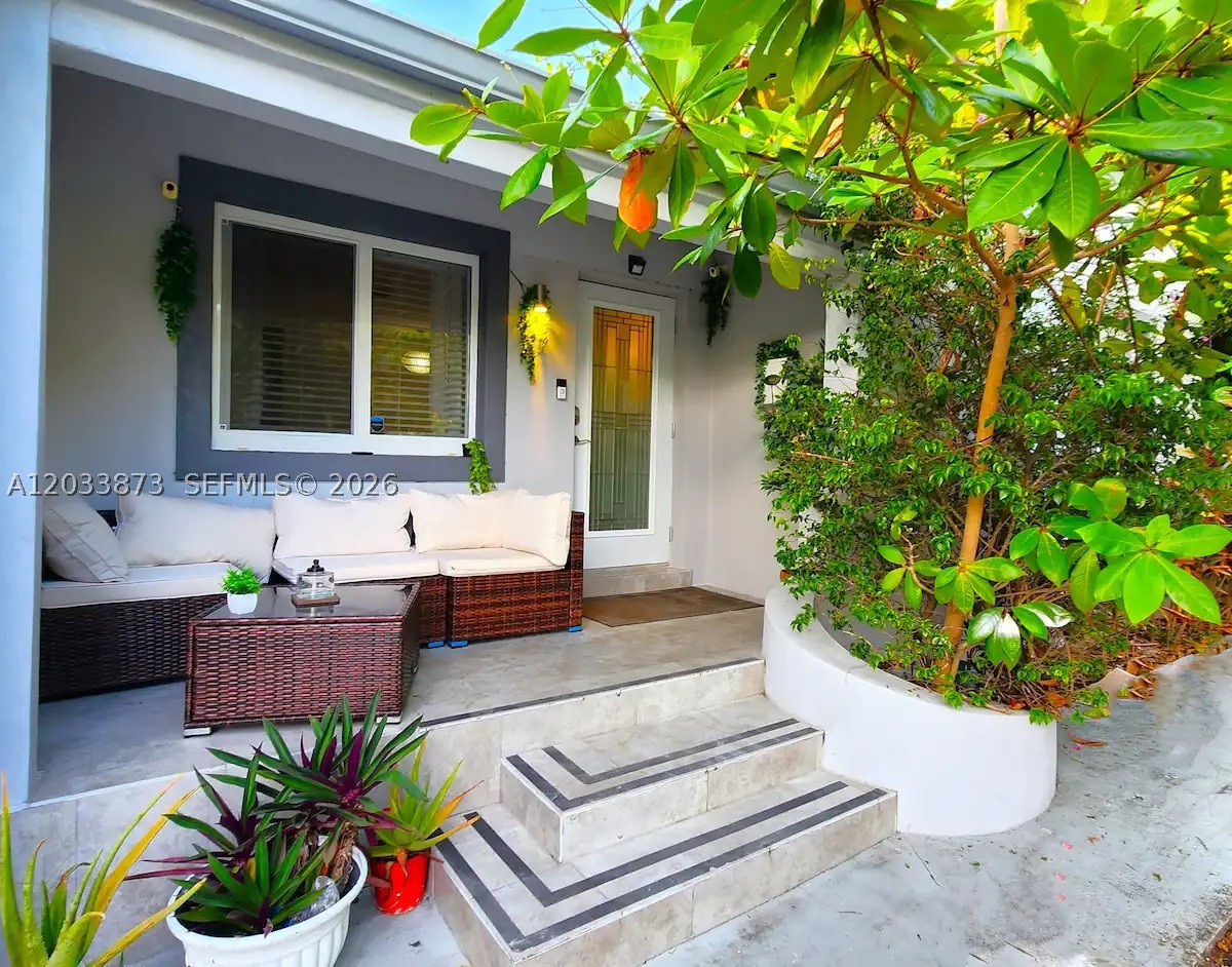 11 NW 47th Ter, Miami FL 33127