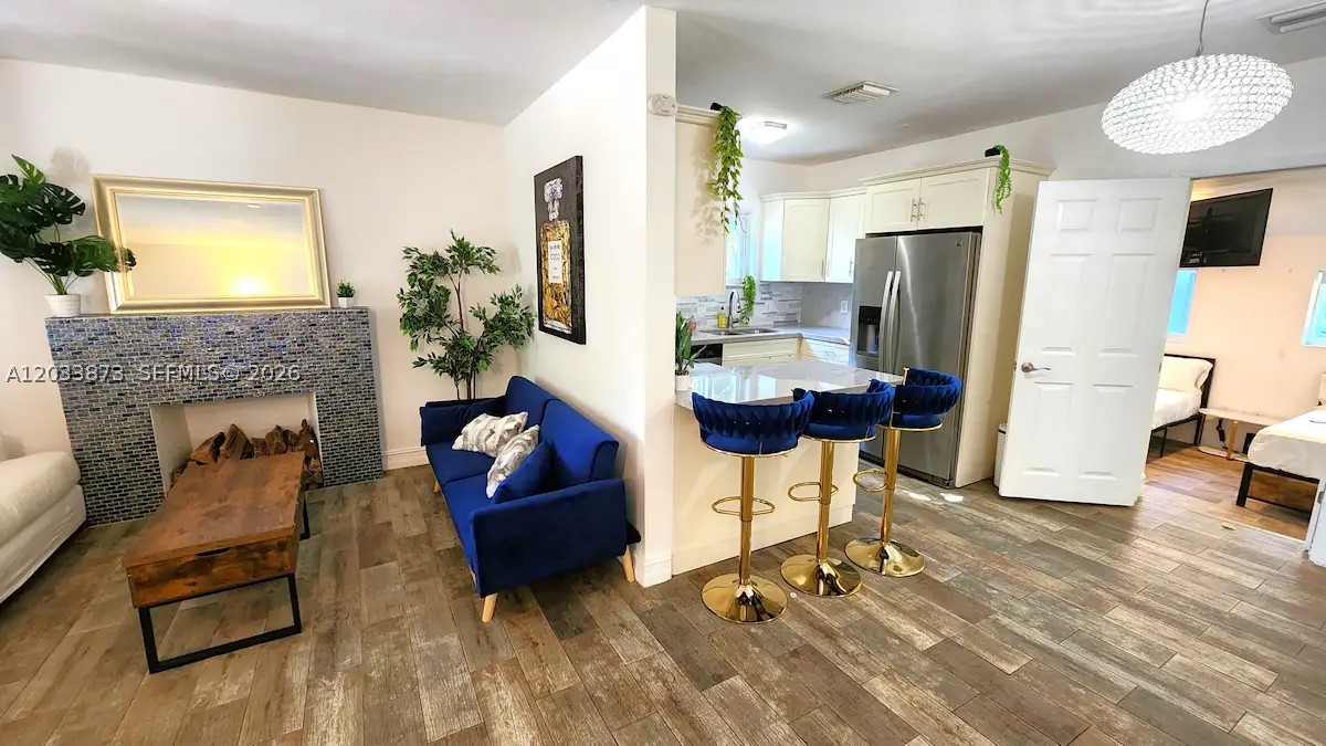 11 NW 47th Ter, Miami FL 33127