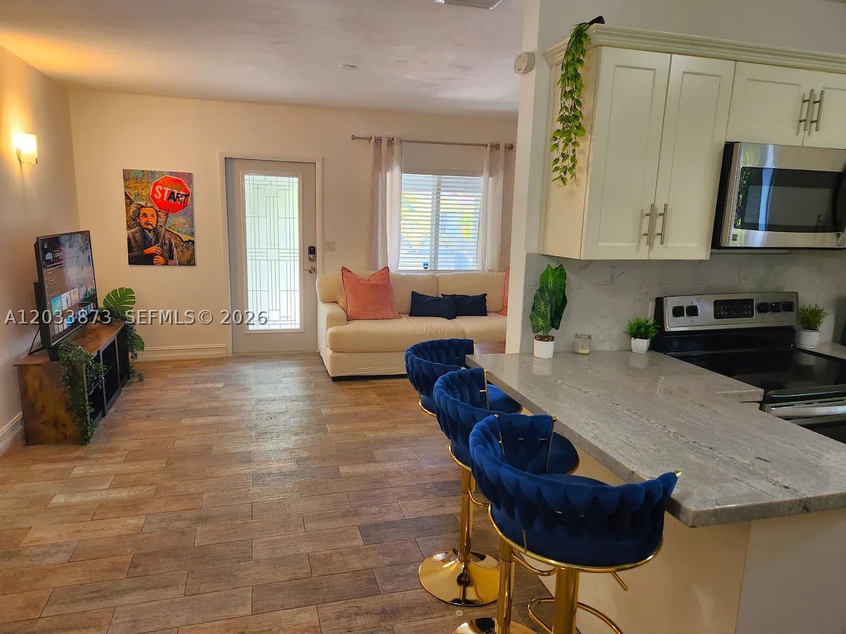 11 NW 47th Ter, Miami FL 33127
