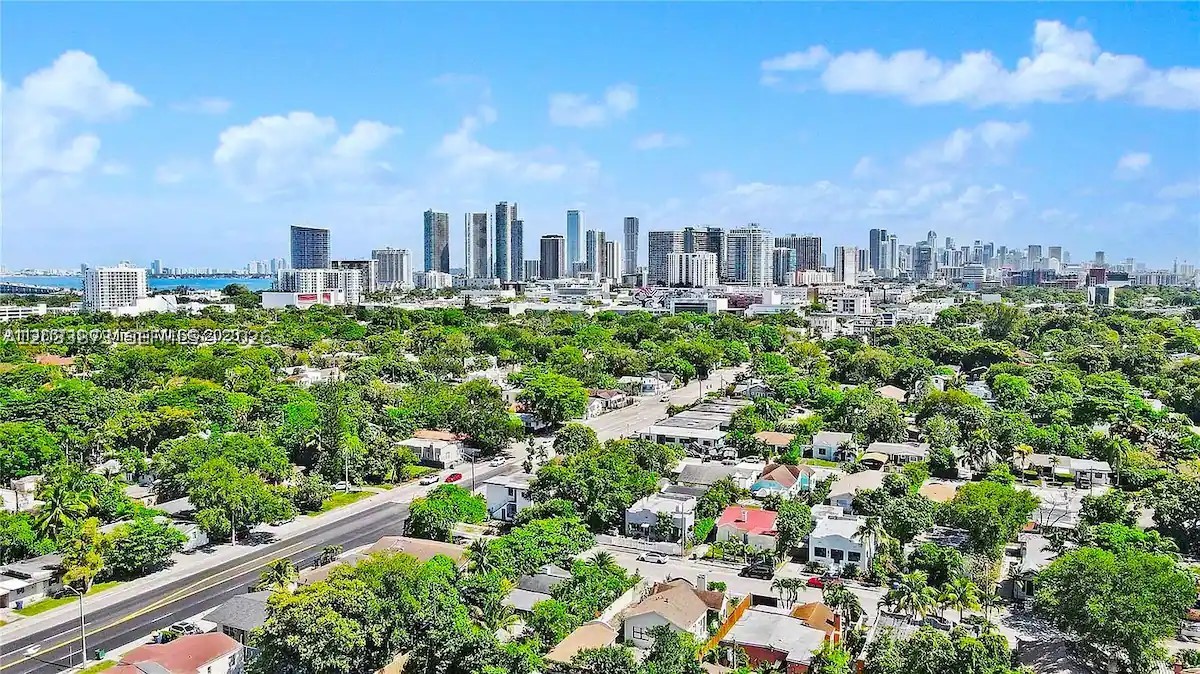 11 NW 47th Ter, Miami FL 33127