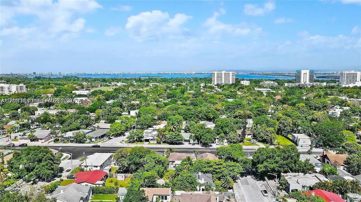 11 NW 47th Ter, Miami FL 33127