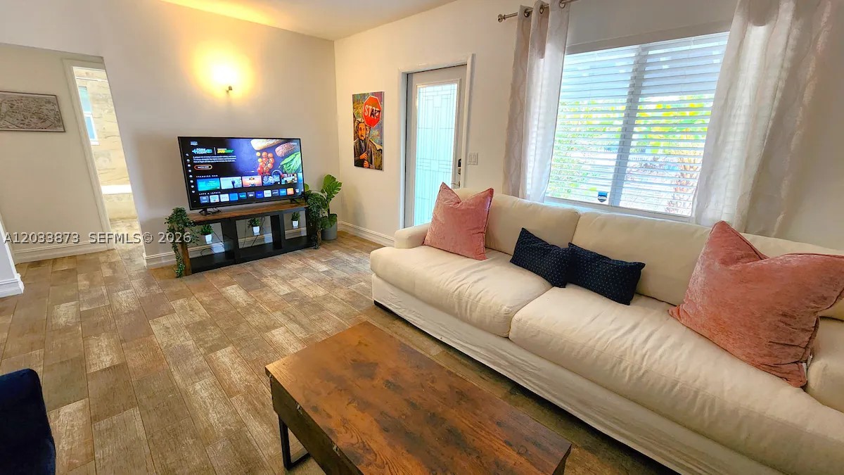11 NW 47th Ter, Miami FL 33127