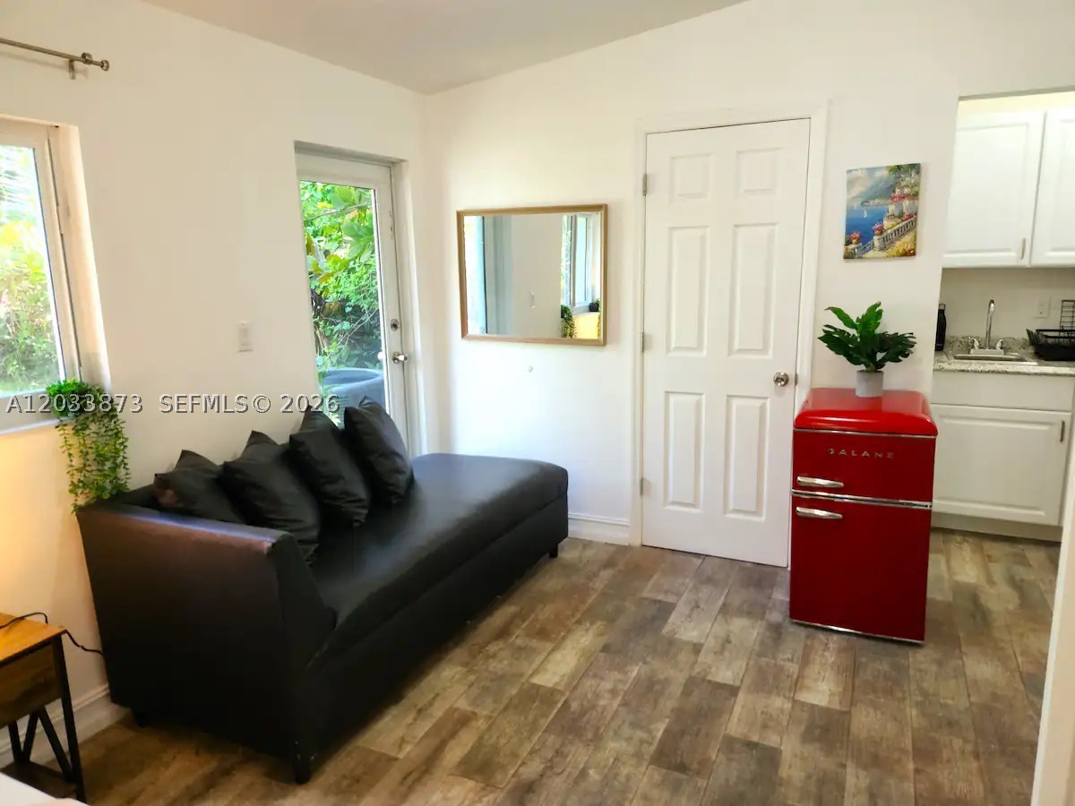 11 NW 47th Ter, Miami FL 33127