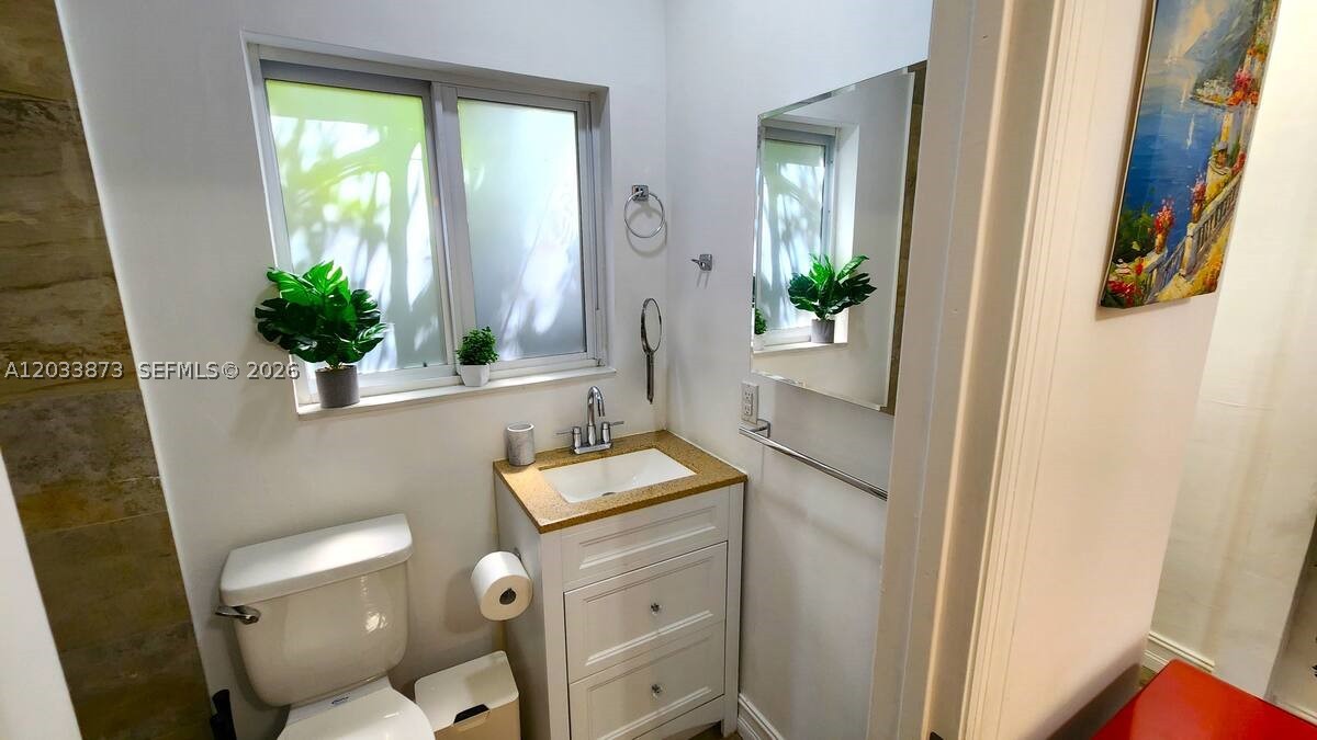 11 NW 47th Ter, Miami FL 33127