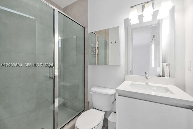 10250 NW 75th Ter, Doral FL 33178