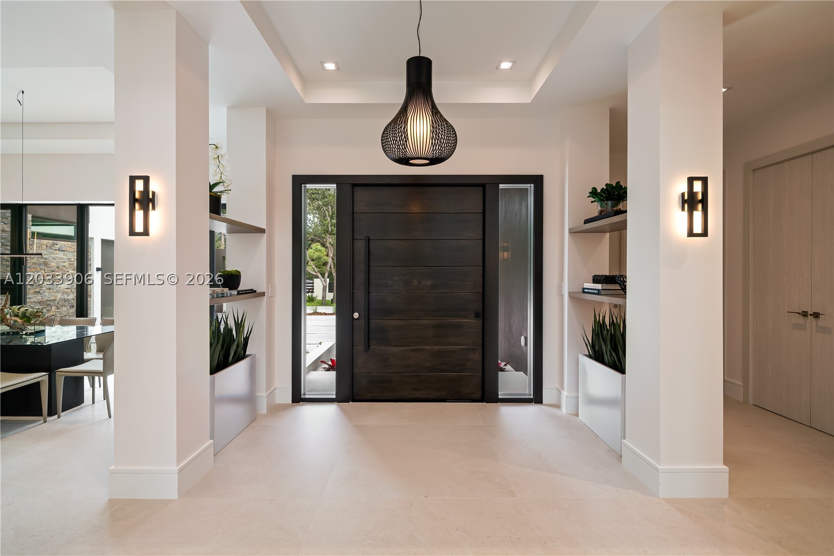 6200 SW 83 Av, Miami FL 33143