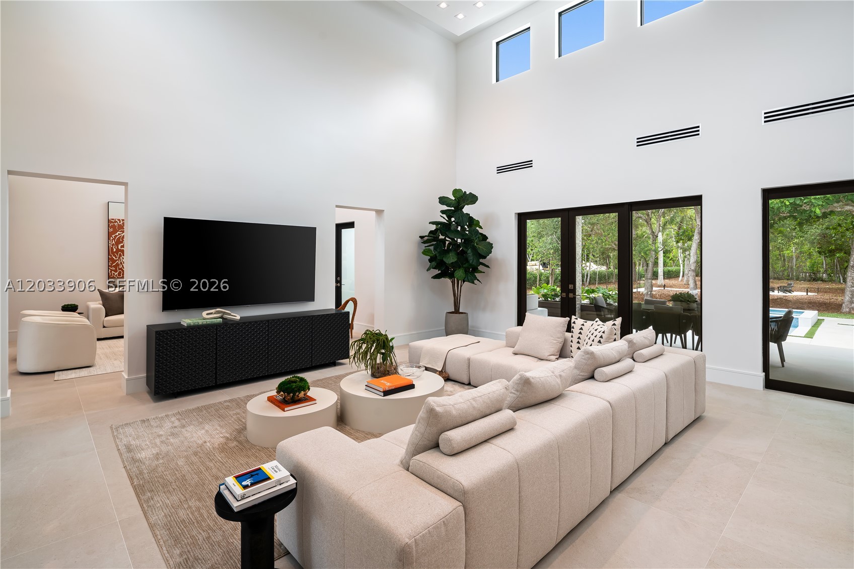 6200 SW 83 Av, Miami FL 33143