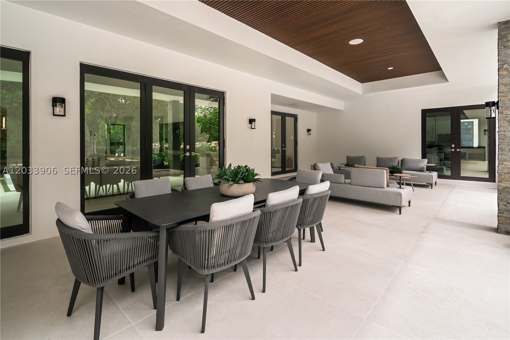 6200 SW 83 Av, Miami FL 33143