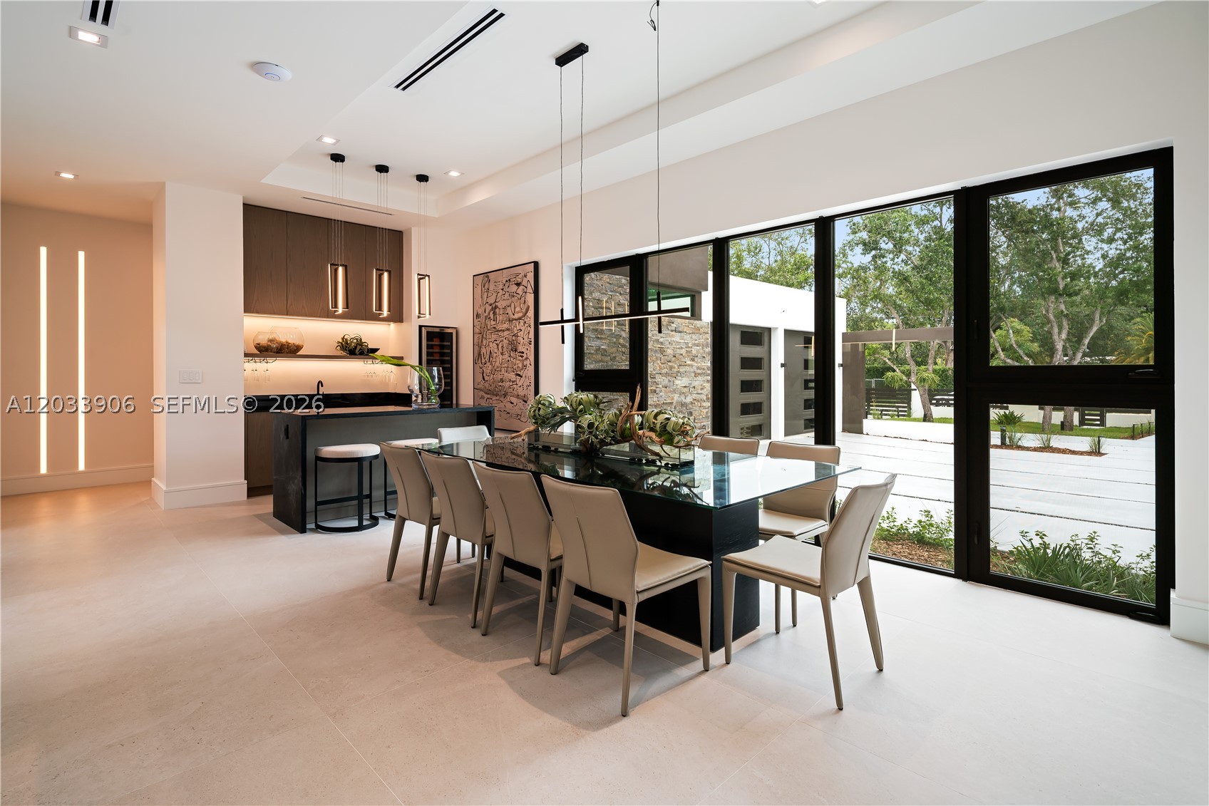 6200 SW 83 Av, Miami FL 33143