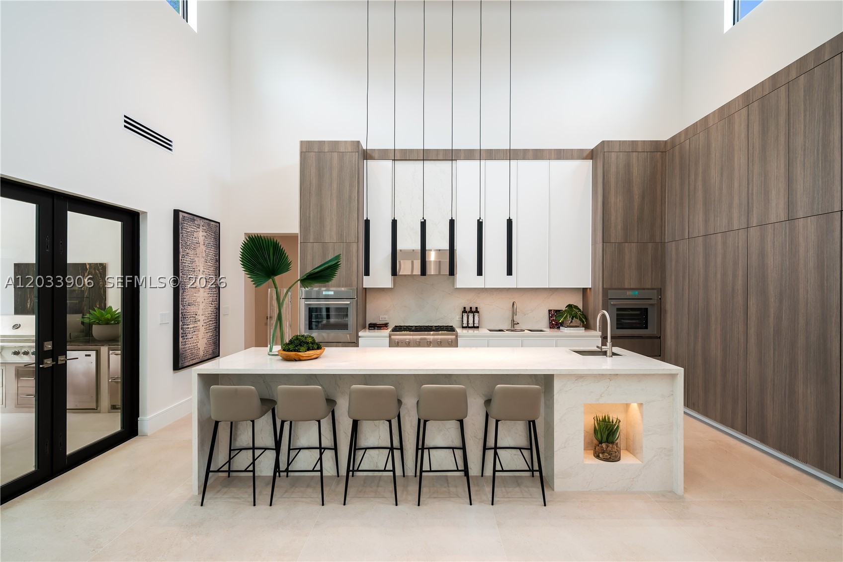 6200 SW 83 Av, Miami FL 33143