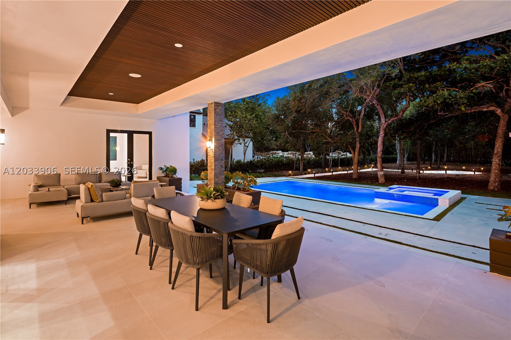 6200 SW 83 Av, Miami FL 33143