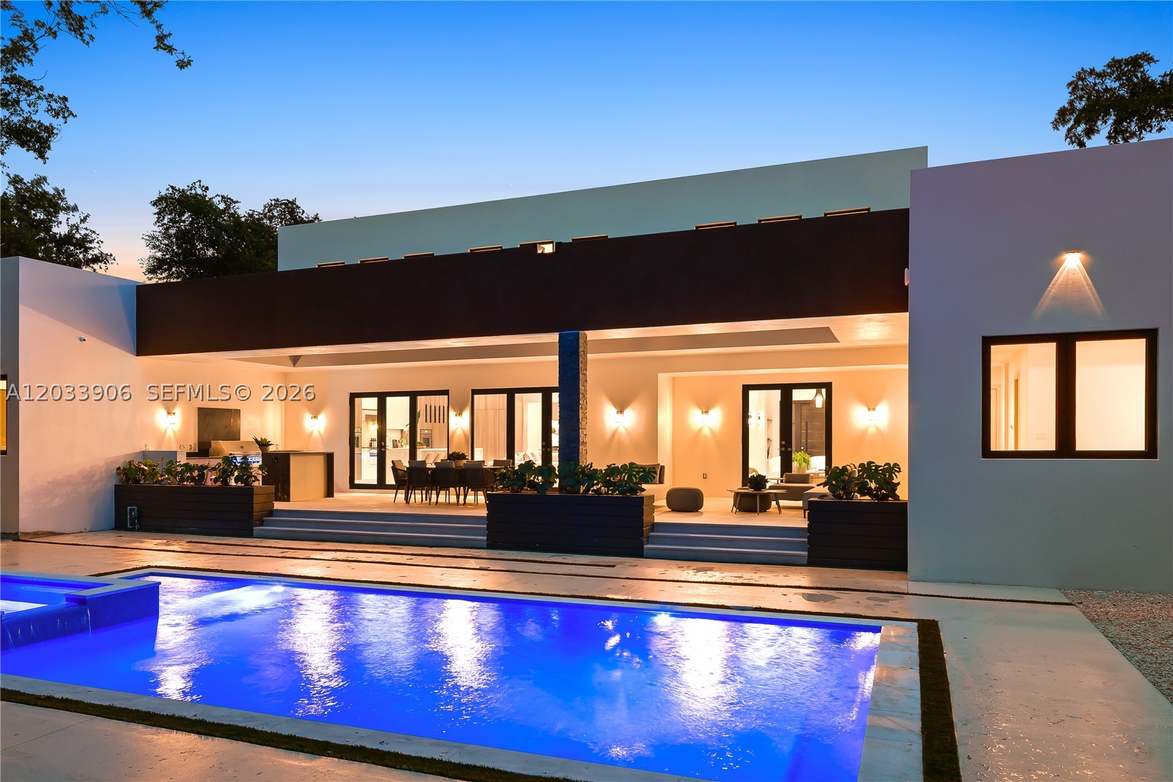 6200 SW 83 Av, Miami FL 33143