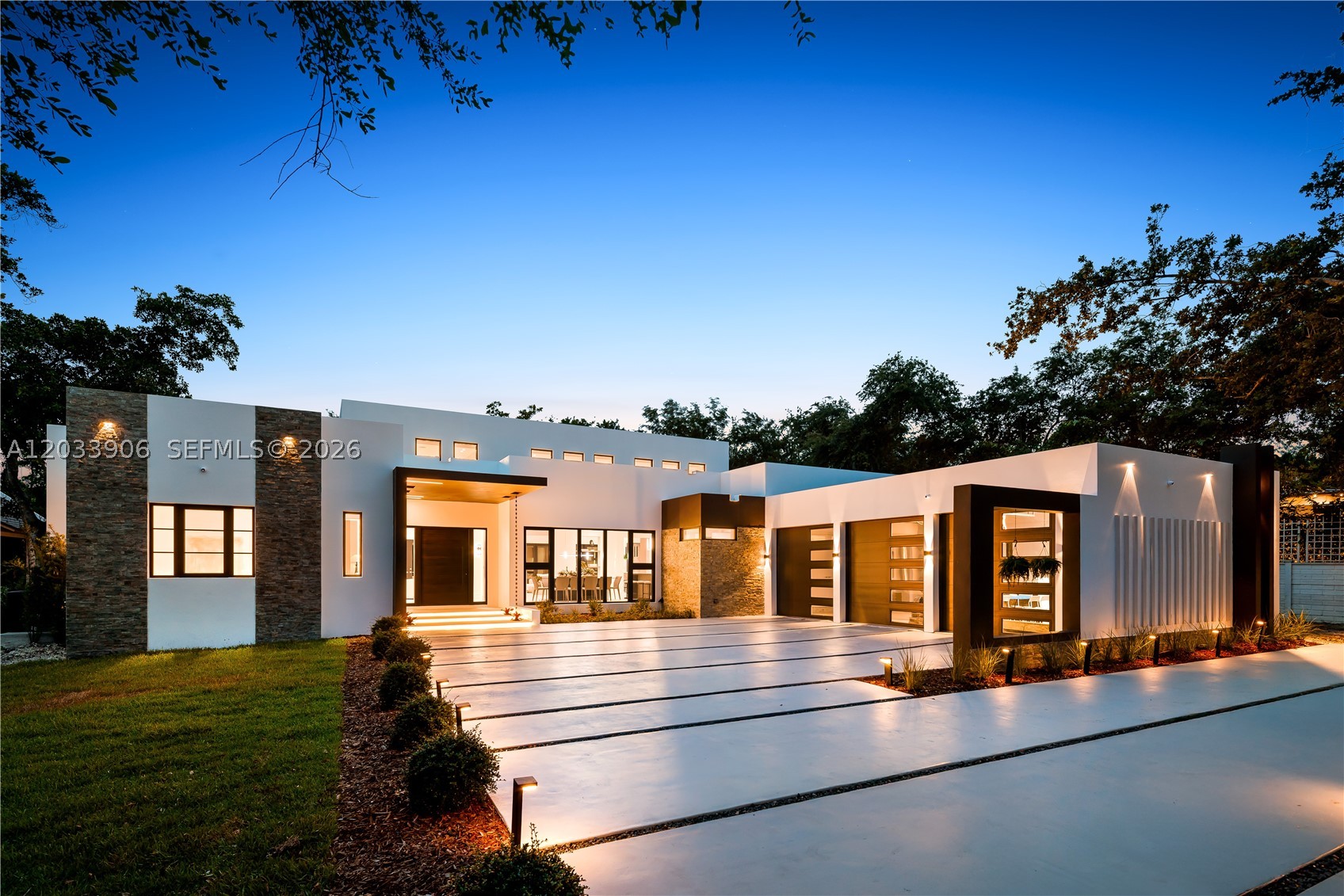 6200 SW 83 Av, Miami FL 33143