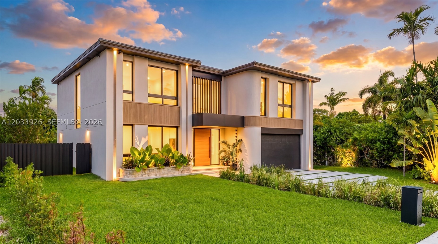 5854 SW 30th St, Miami FL 33155