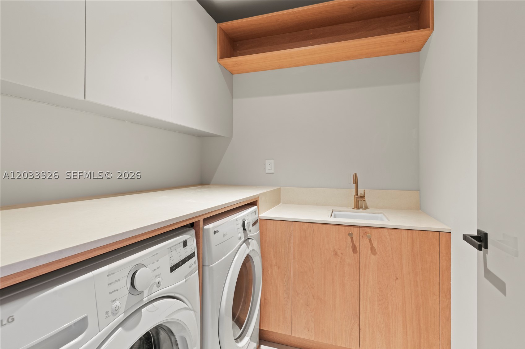 5854 SW 30th St, Miami FL 33155