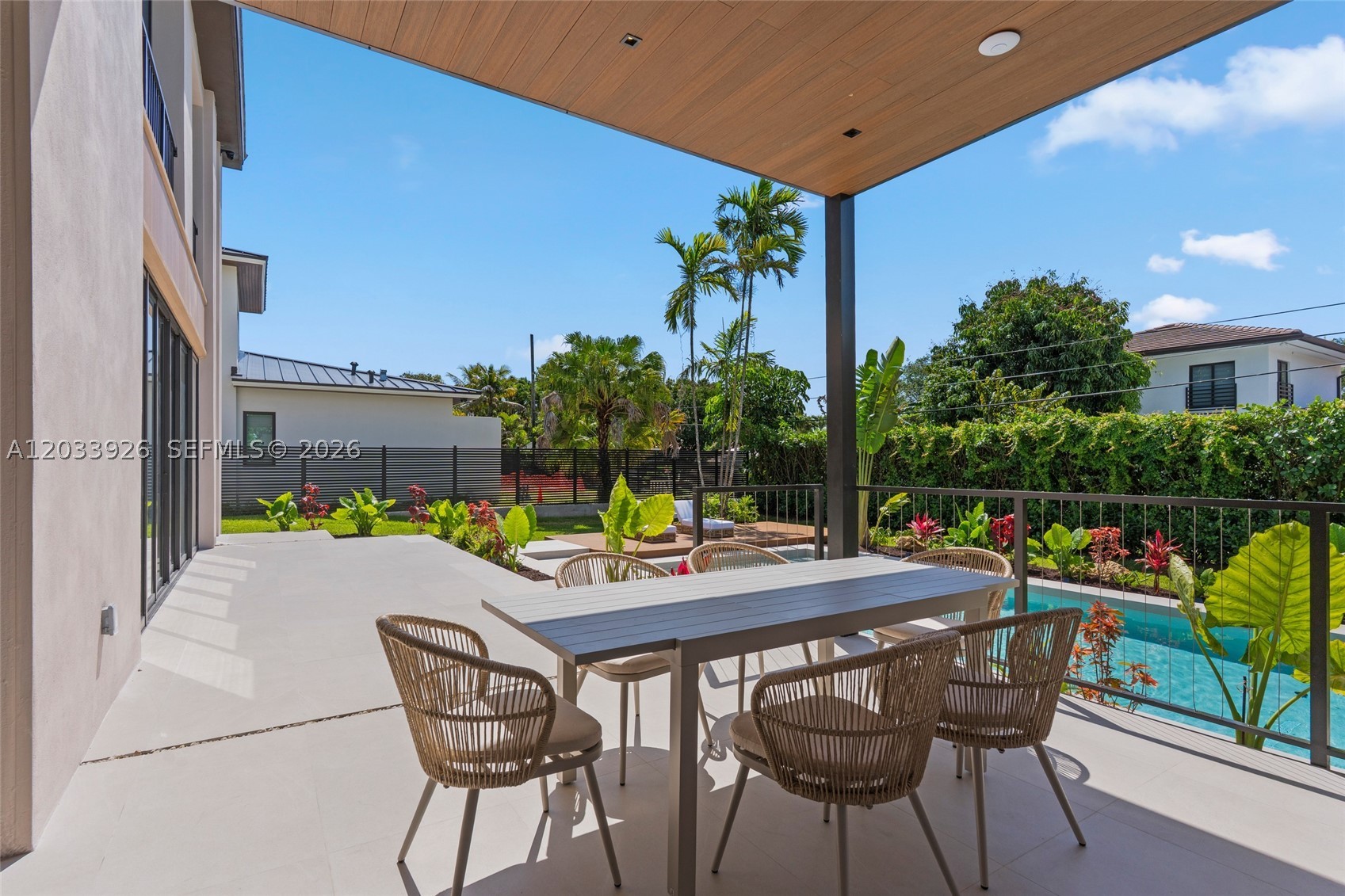 5854 SW 30th St, Miami FL 33155