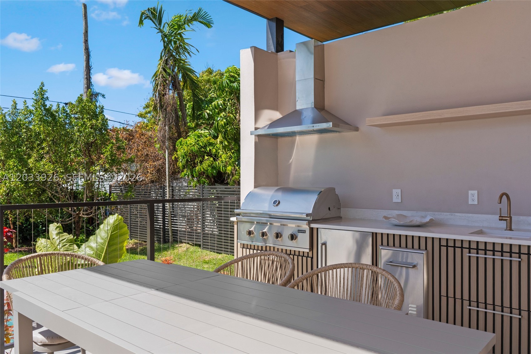 5854 SW 30th St, Miami FL 33155