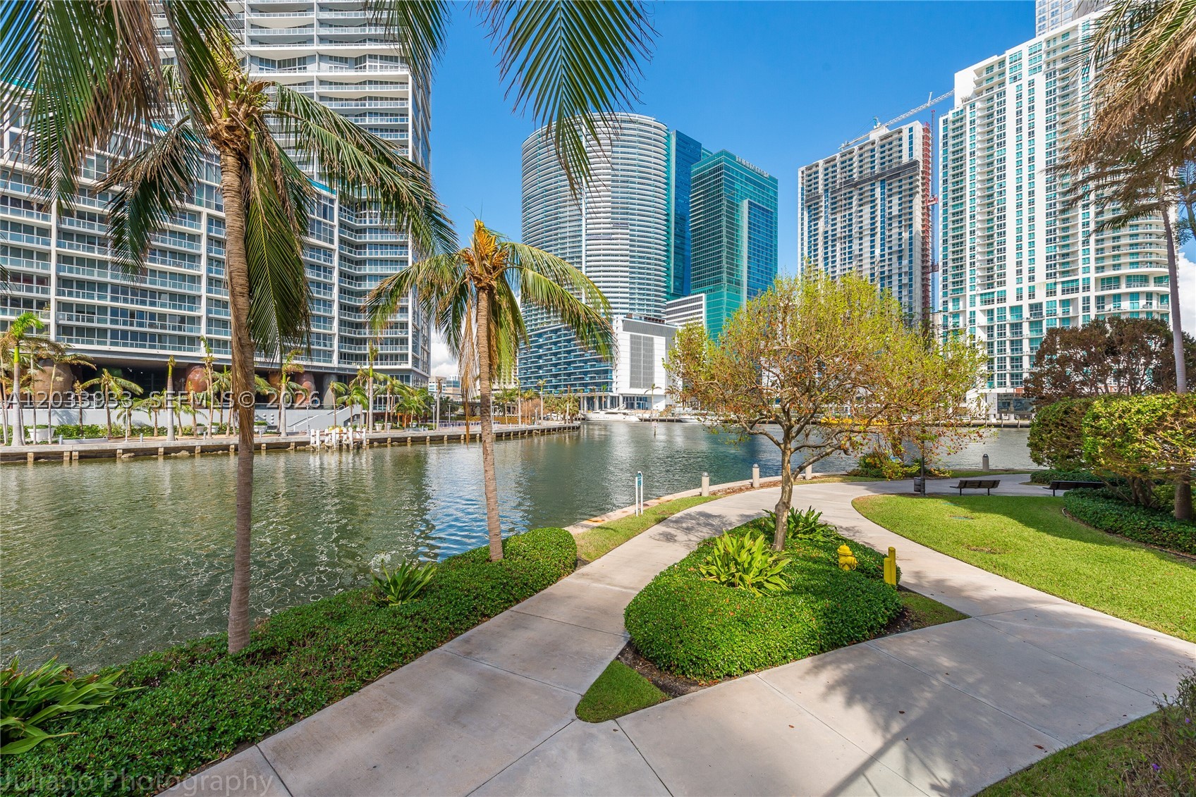 901 BRICKELL KEY BL #2206, Miami FL 33131