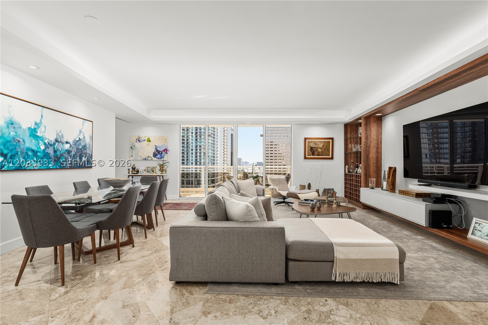 901 BRICKELL KEY BL #2206, Miami FL 33131