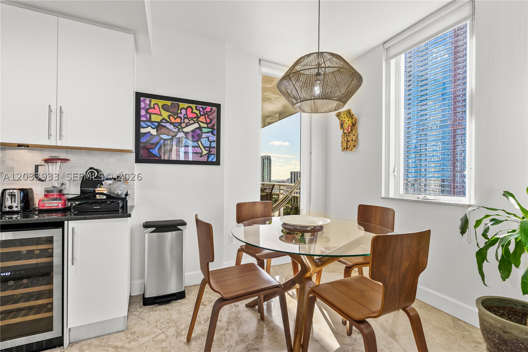 901 BRICKELL KEY BL #2206, Miami FL 33131