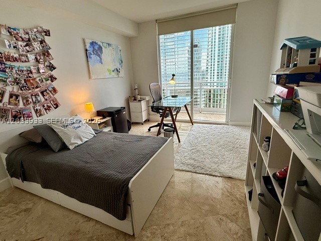 901 BRICKELL KEY BL #2206, Miami FL 33131